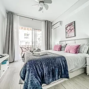 Reformed In 3k Apartamento Nerja